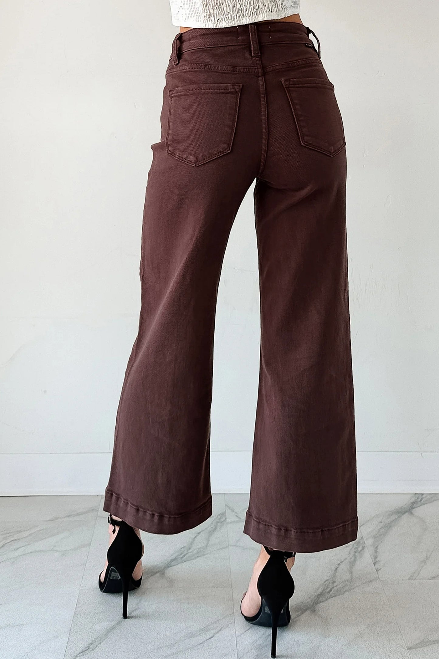 Solid Color Seamed Center Wide Leg Cropped Jeans -2 COLOR OPTIONS