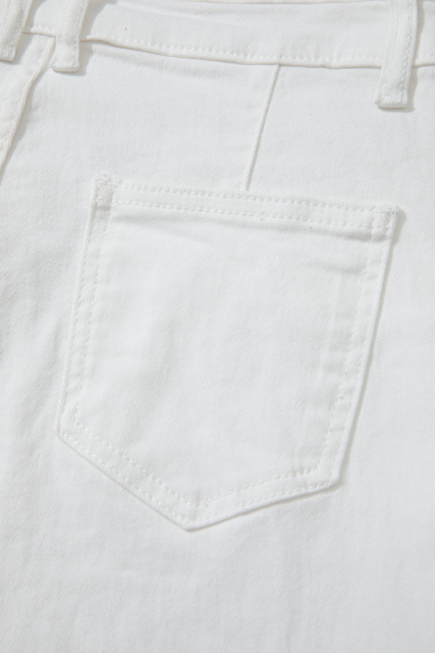 White Solid Color Loose Casual Jeans