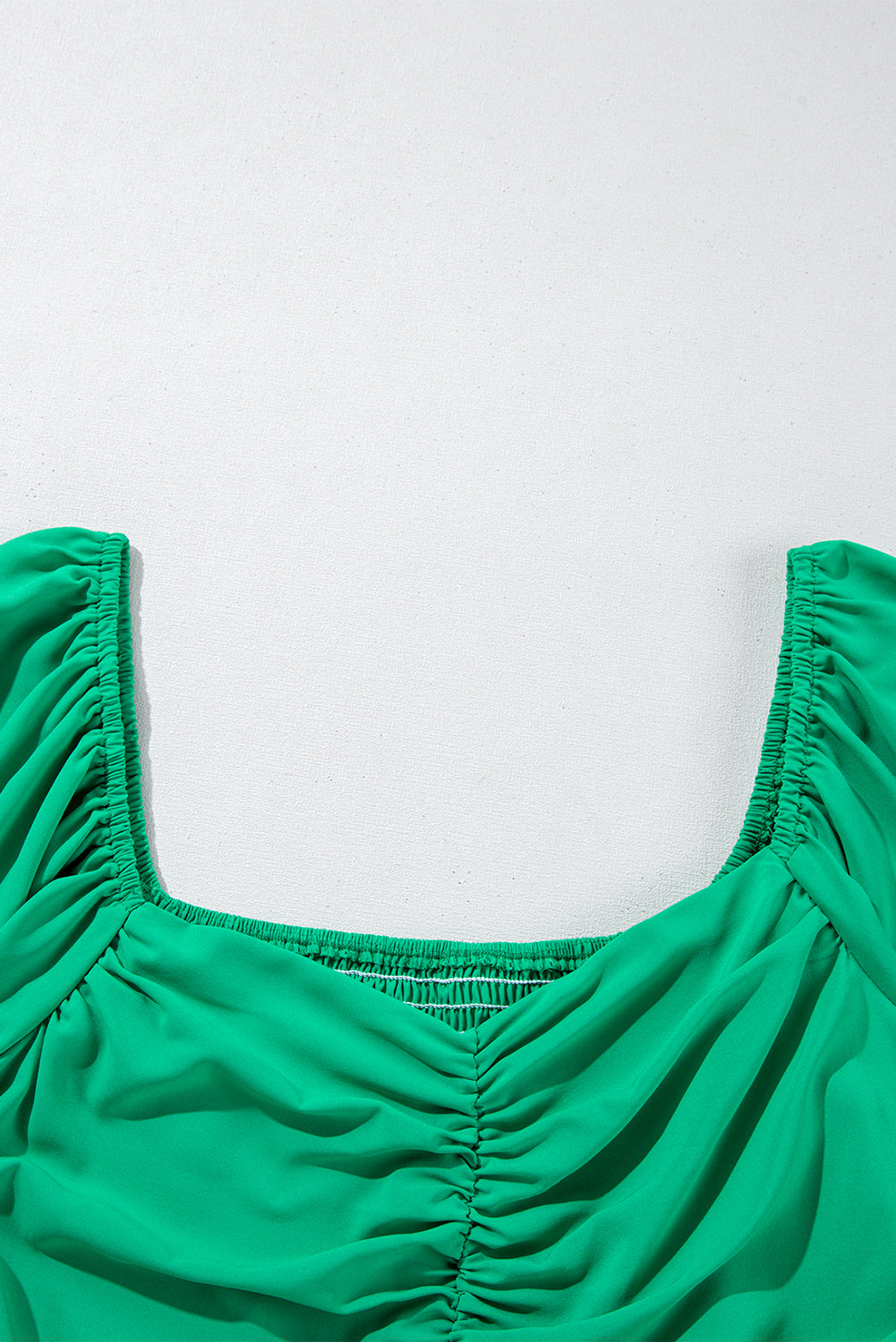 PLUS SIZE-Bright Green Ruched Front Puff Sleeve Dress