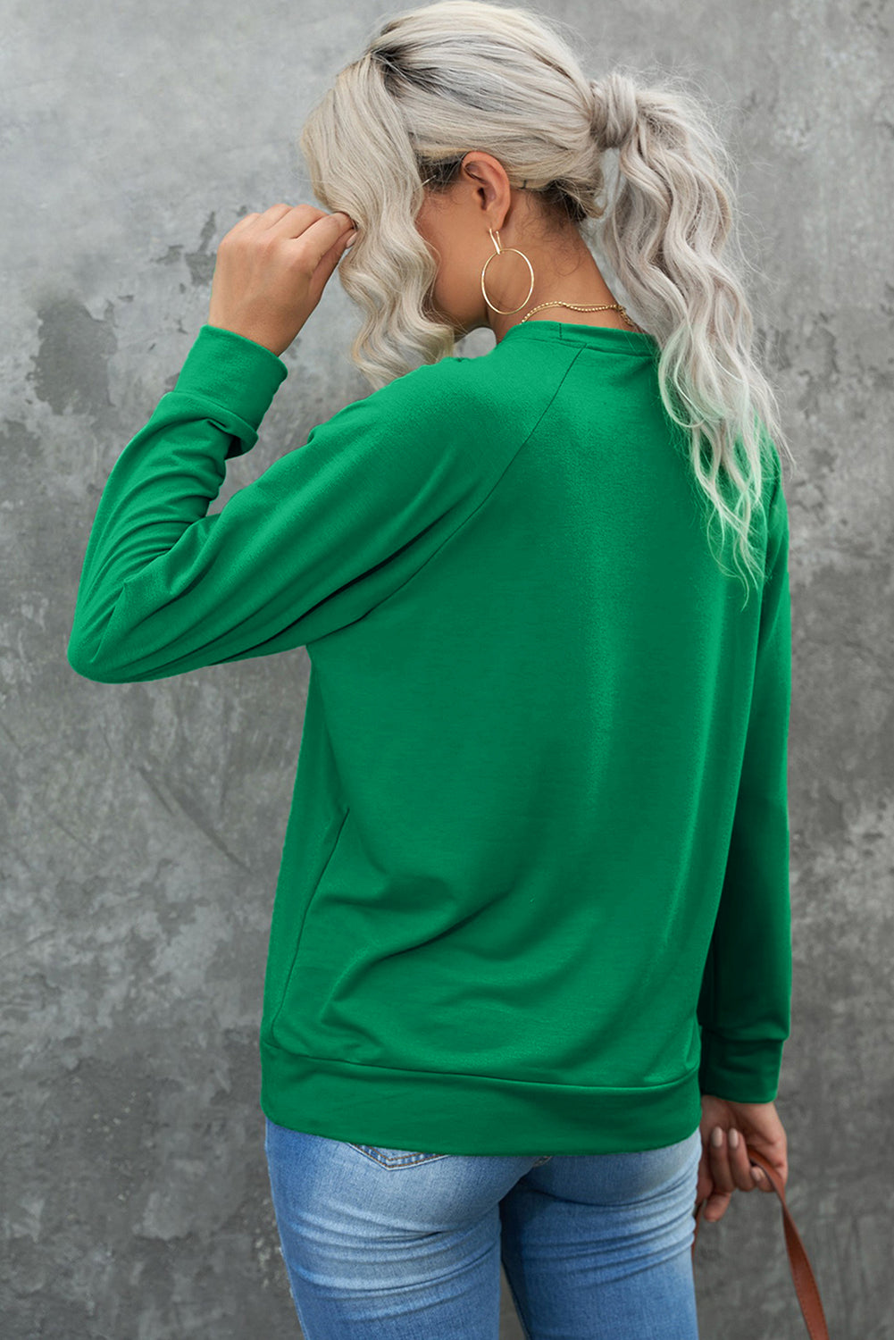 Green Solid Round Neck Sweatshirt