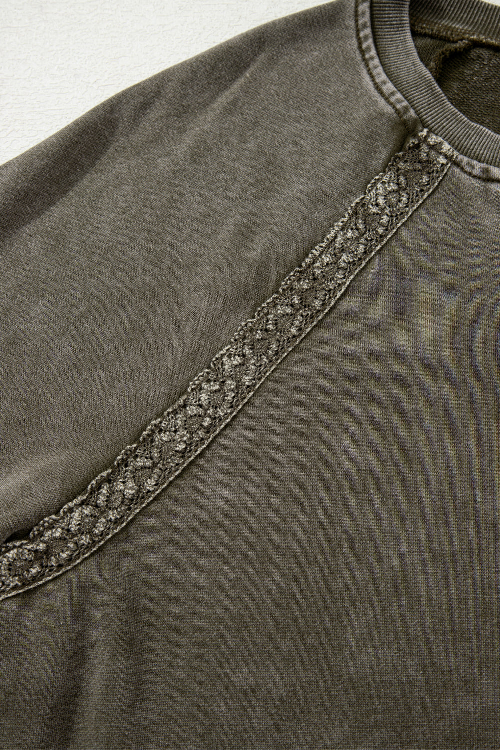 Jungle Green Lace Applique Notched Neck Mineral Wash Baggy Sweatshirt