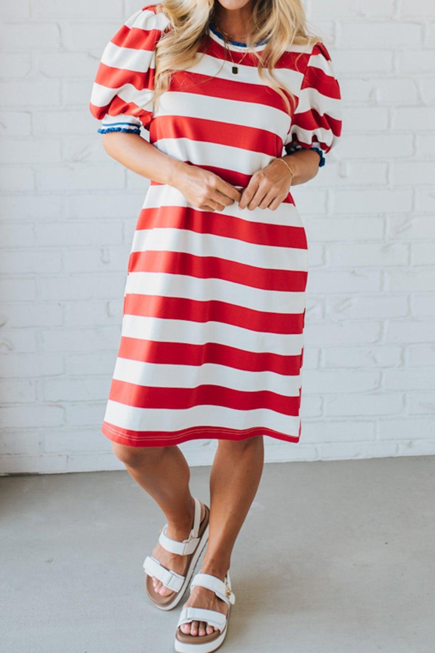 Red Stripe Contrast Trim Round Neck Short Puff Sleeve Shift Dress