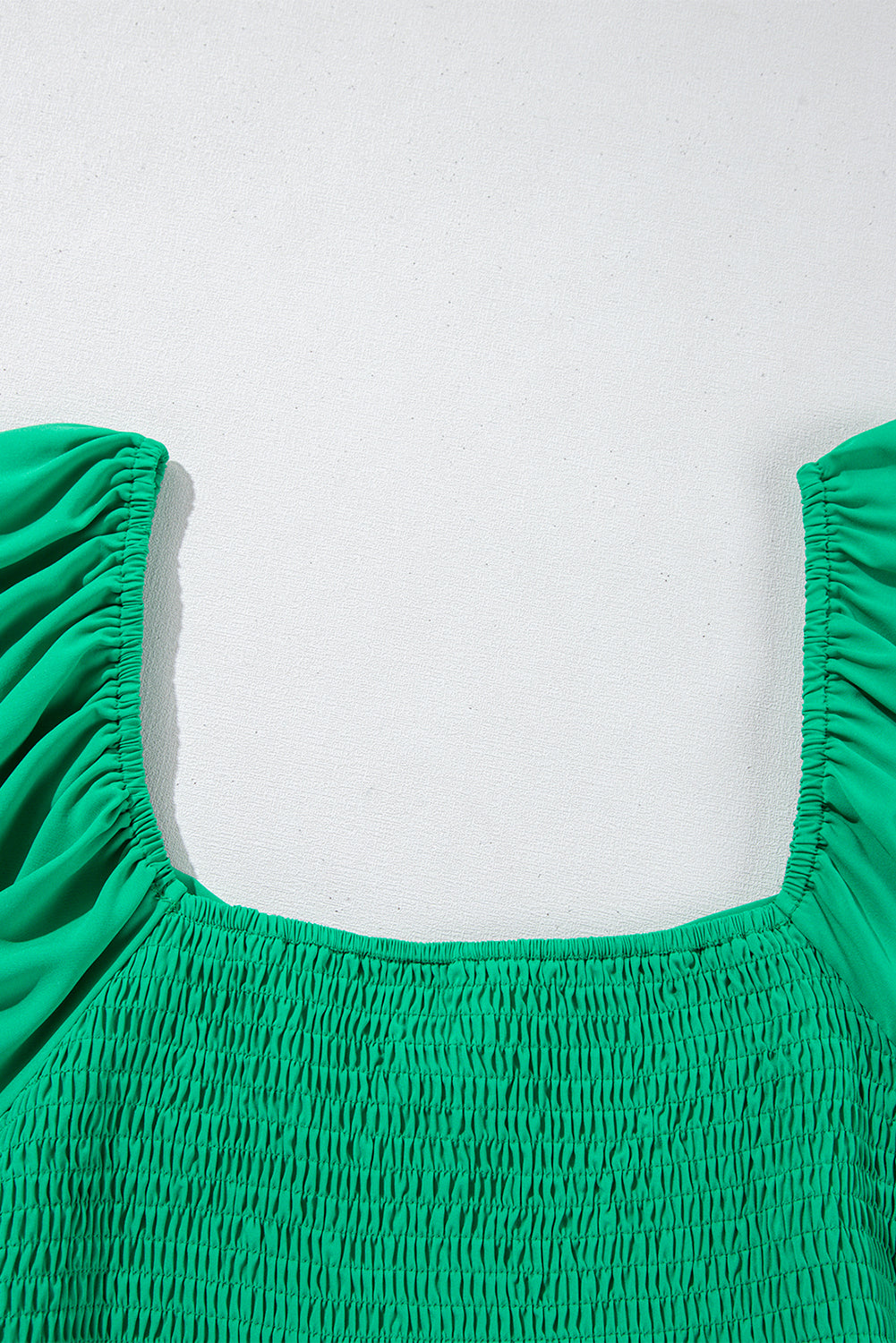 PLUS SIZE-Bright Green Ruched Front Puff Sleeve Dress