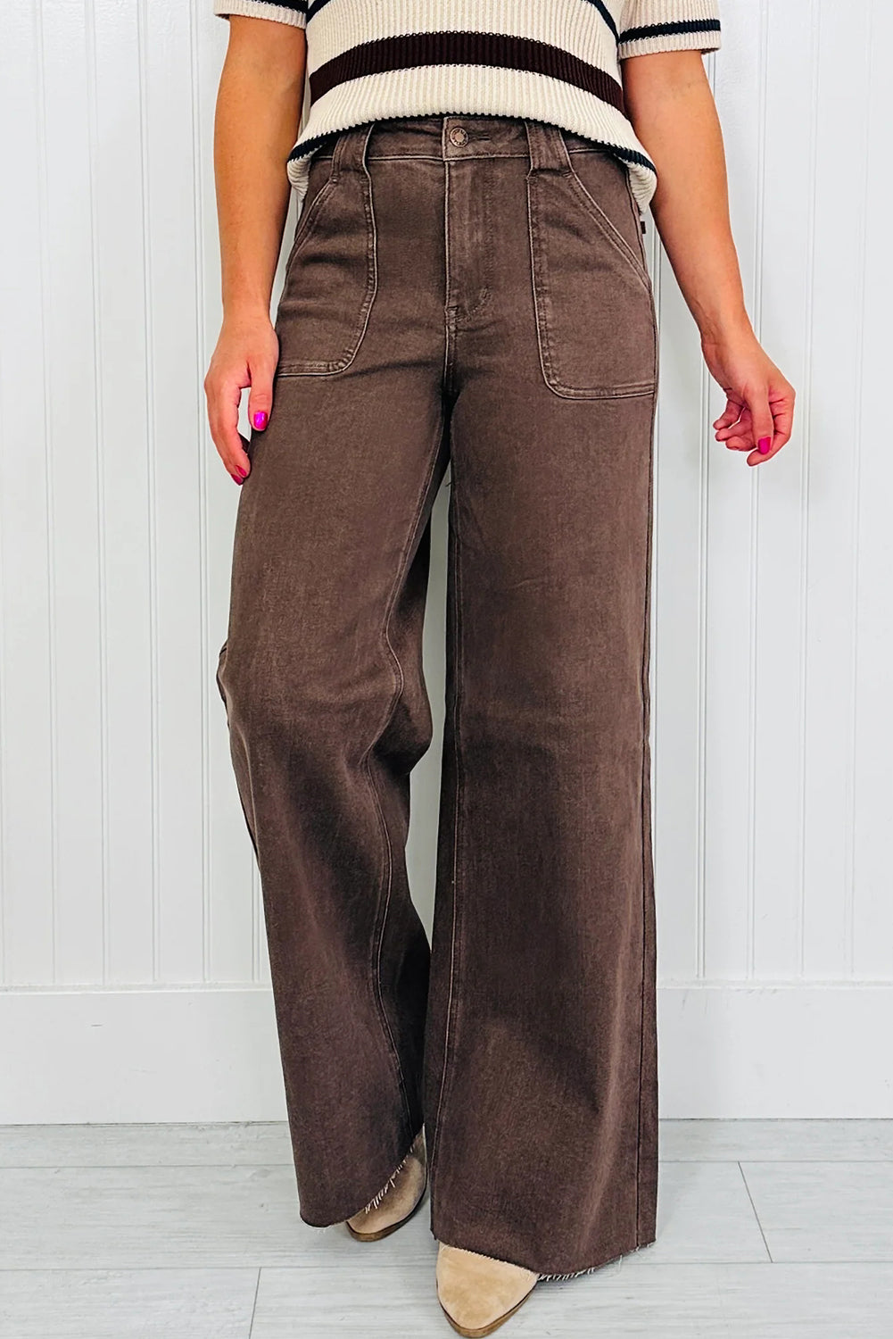 Retro Washed Patch Pocket Loose Jeans - 2 COLOR OPTIONS