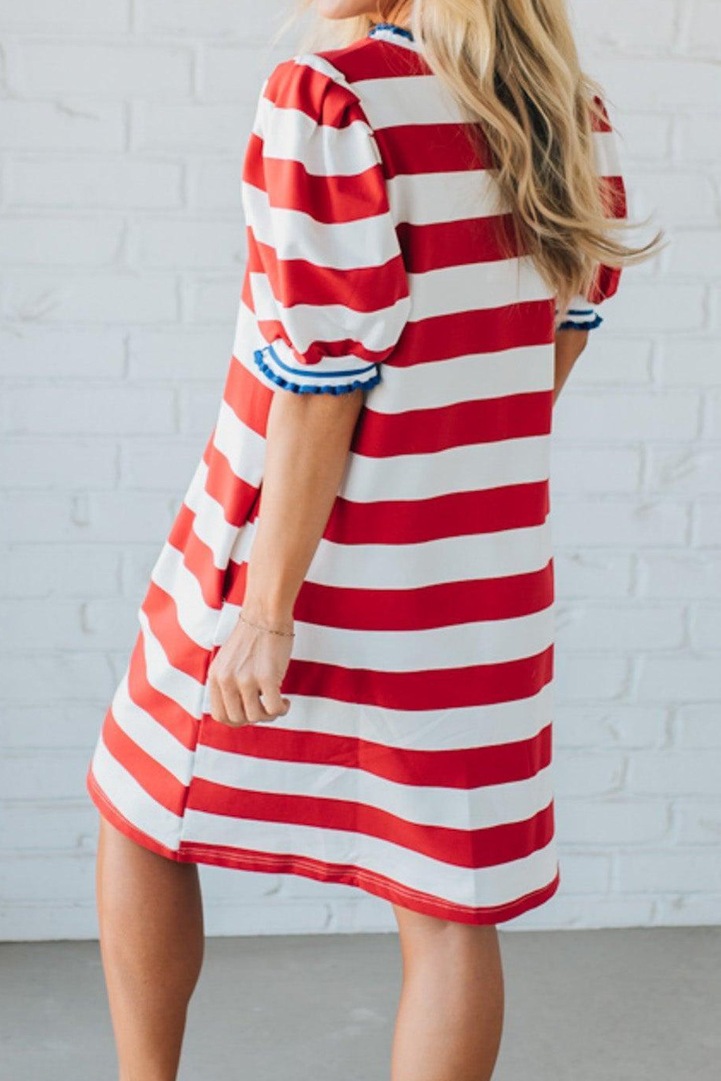 Red Stripe Contrast Trim Round Neck Short Puff Sleeve Shift Dress