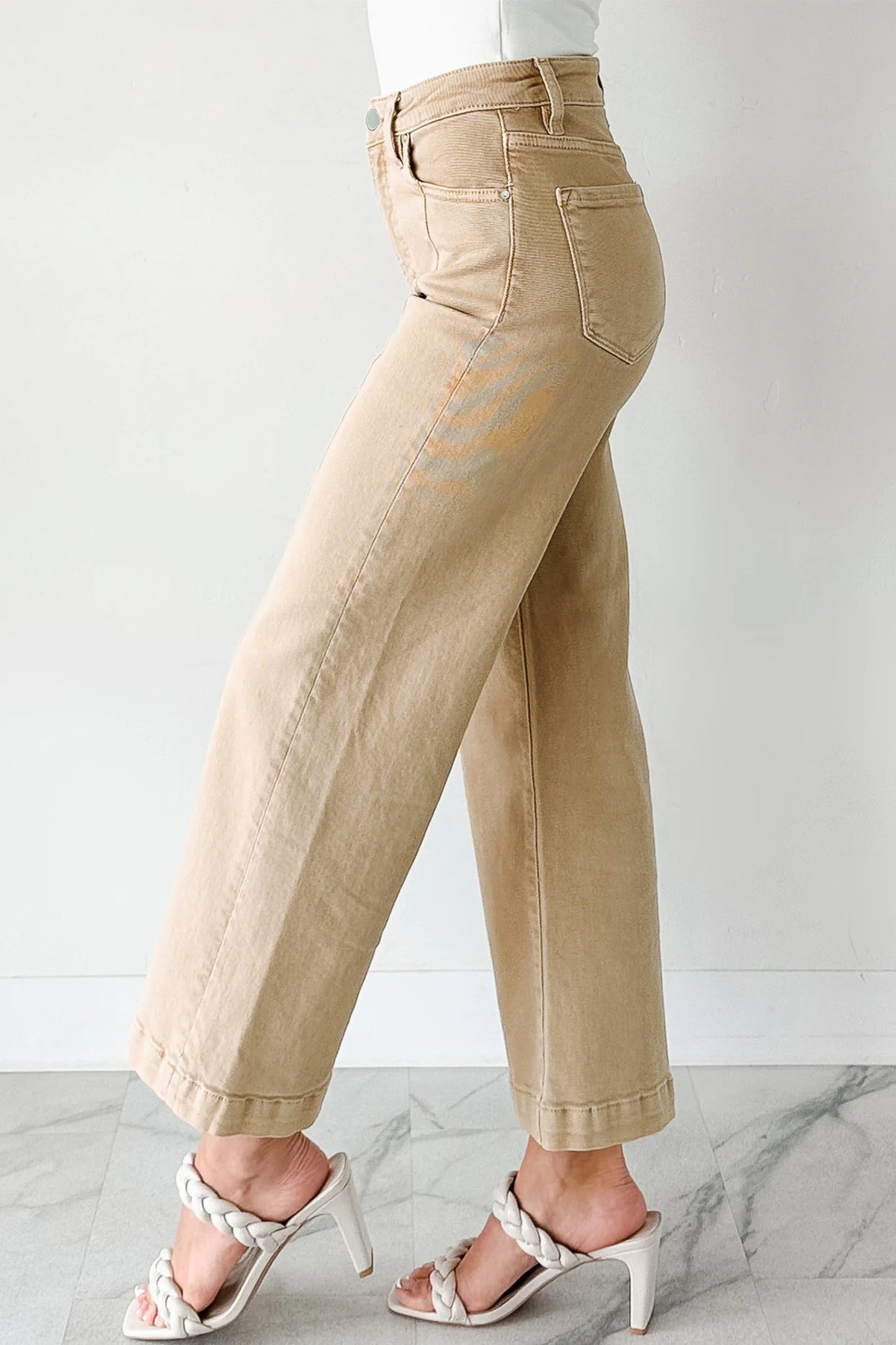 Solid Color Seamed Center Wide Leg Cropped Jeans -2 COLOR OPTIONS